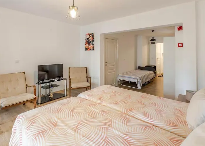 Guenes Bahce Kati Villa Antalya