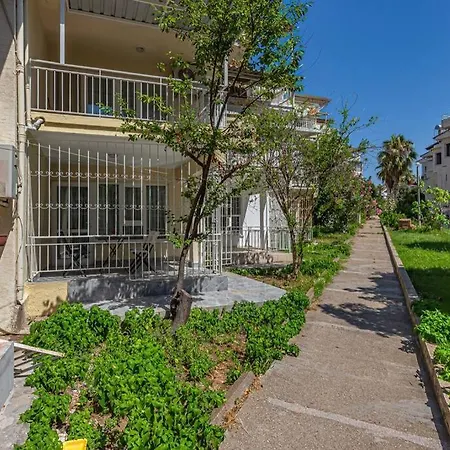 Guenes Bahce Kati Antalya