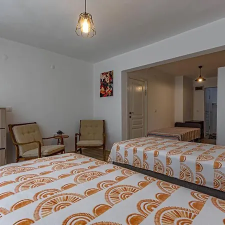Villa Guenes Bahce Kati
