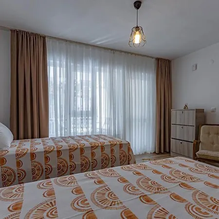 Guenes Bahce Kati Villa